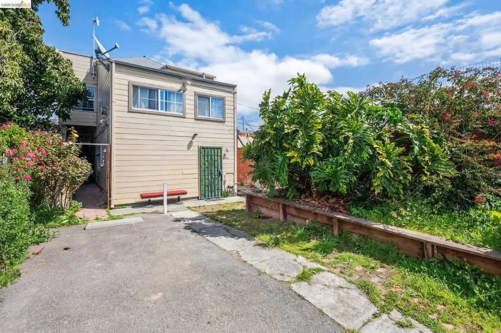 1820 International Boulevard Oakland CA 94606