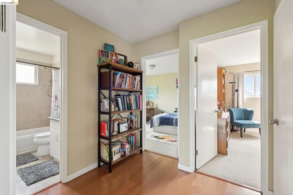 3054 Bona Street Oakland CA 94601