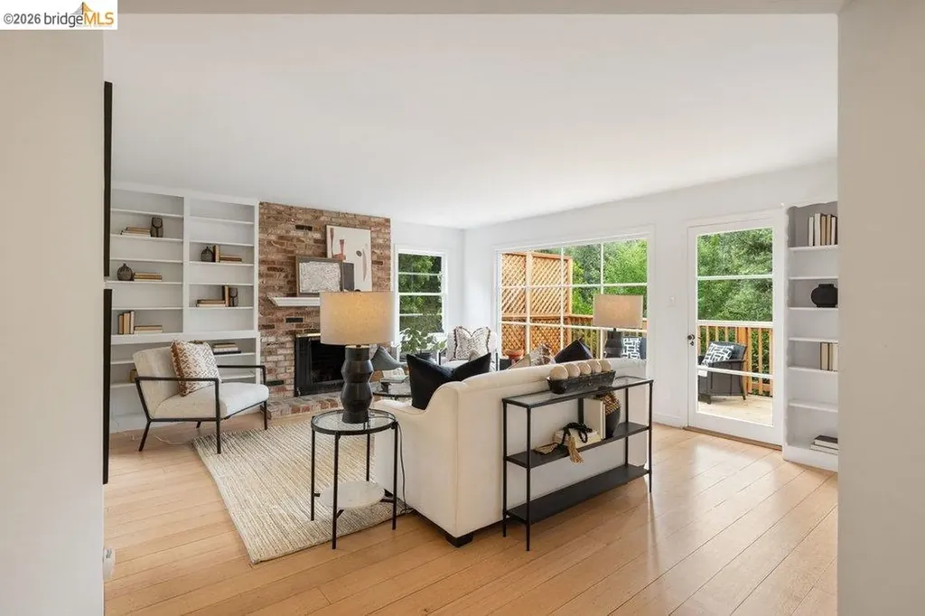31 Harbord Court Oakland CA 94618