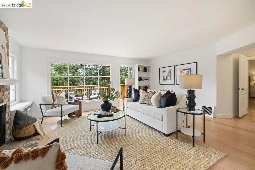 31 Harbord Court Oakland CA 94618