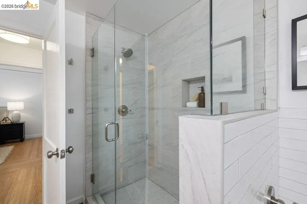 31 Harbord Court Oakland CA 94618