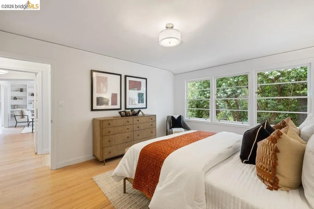 31 Harbord Court Oakland CA 94618