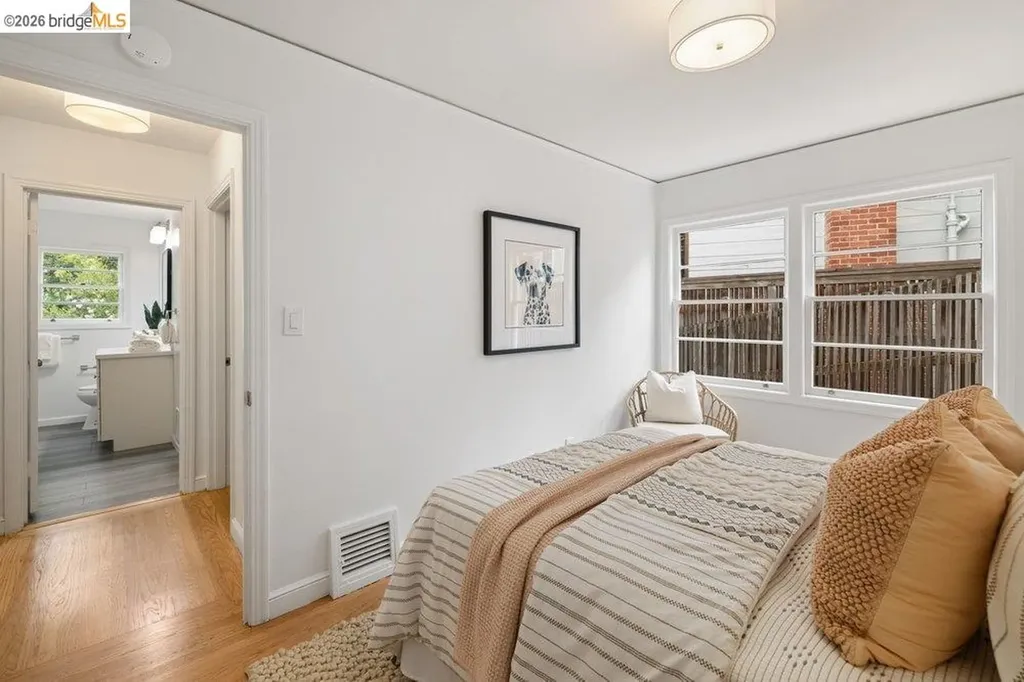 31 Harbord Court Oakland CA 94618