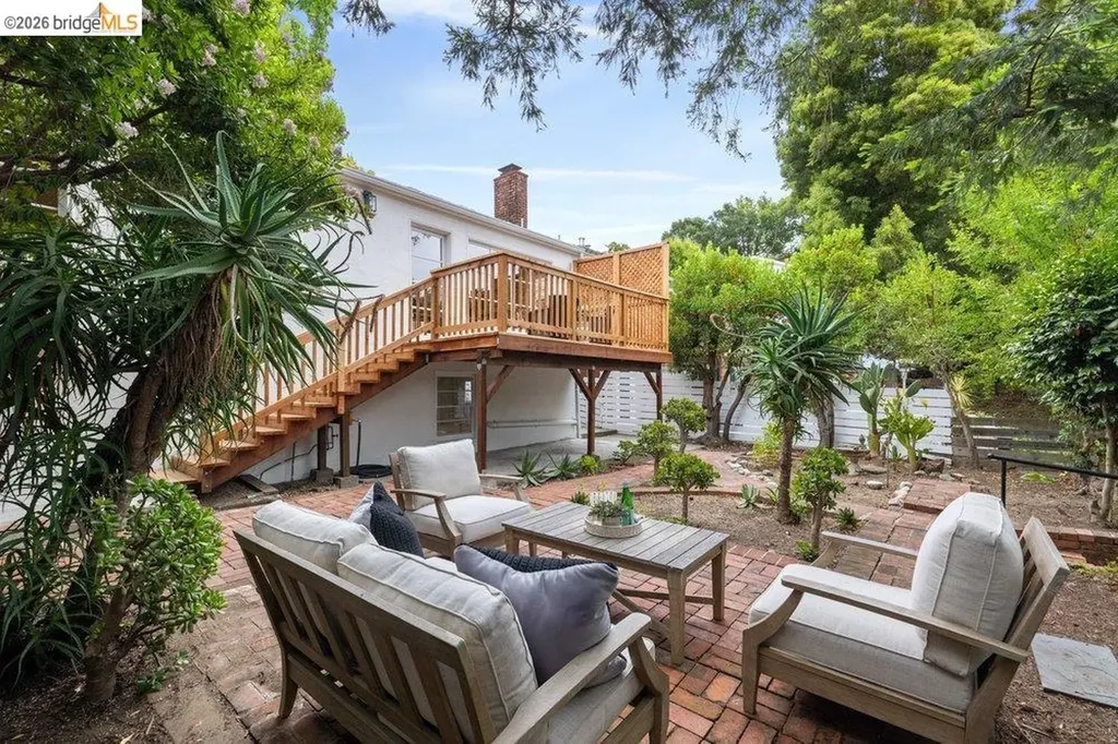 31 Harbord Court Oakland CA 94618