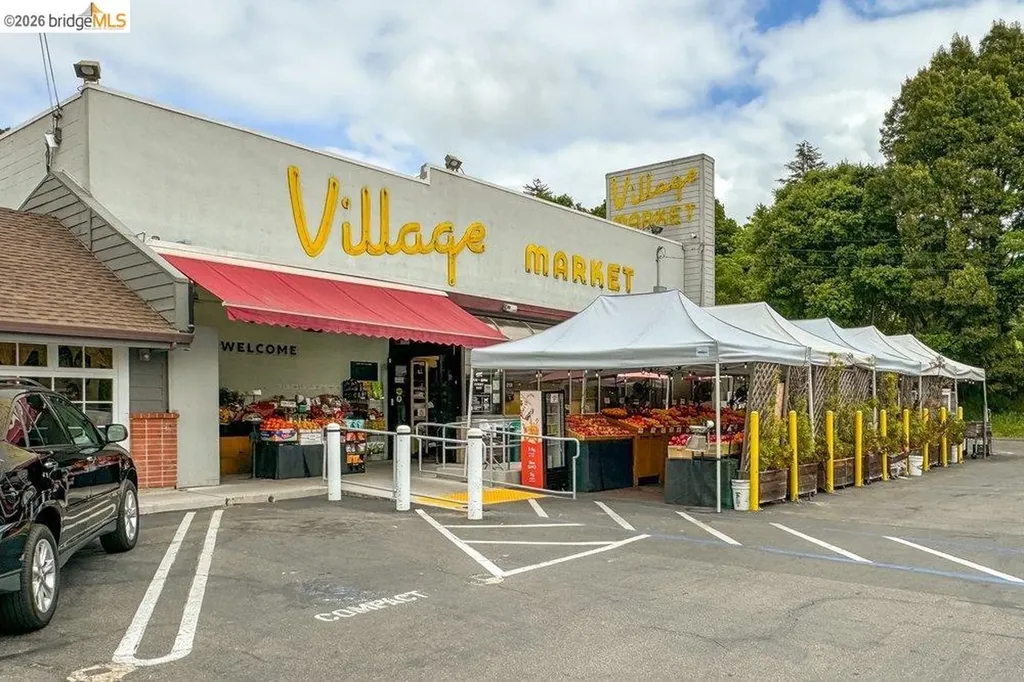 31 Harbord Court Oakland CA 94618