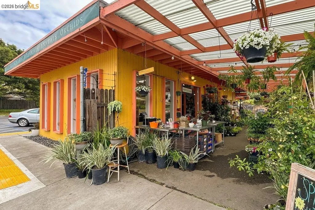 31 Harbord Court Oakland CA 94618