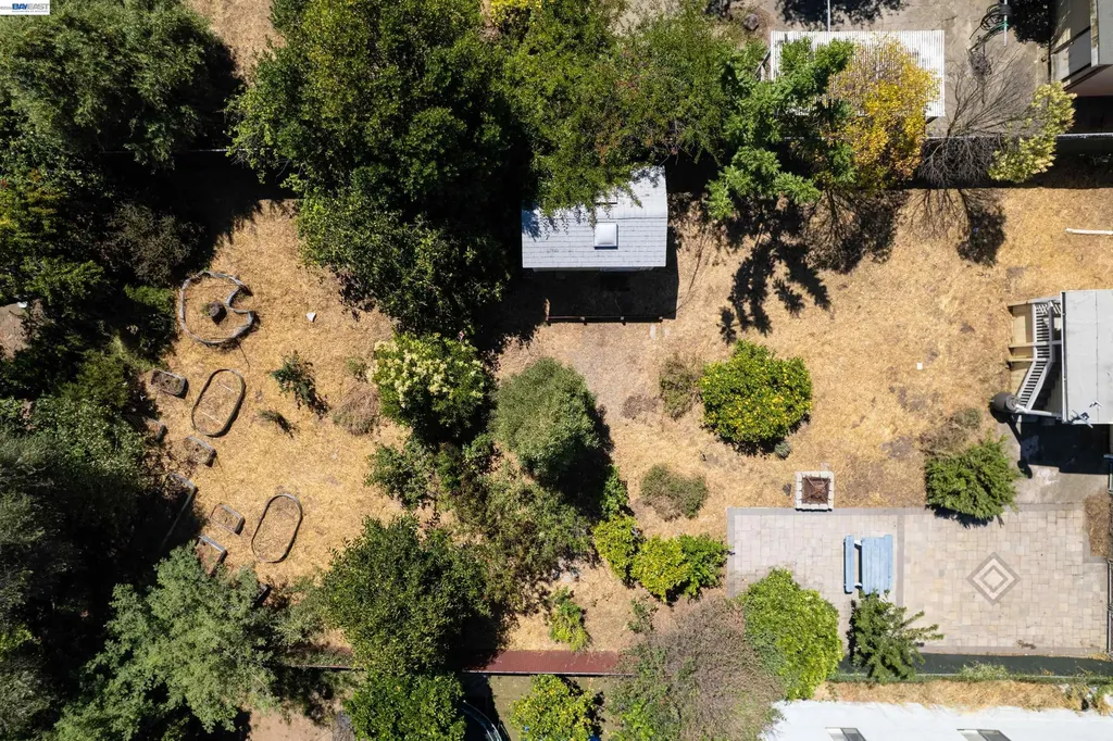 22836 High Street Hayward CA 94541