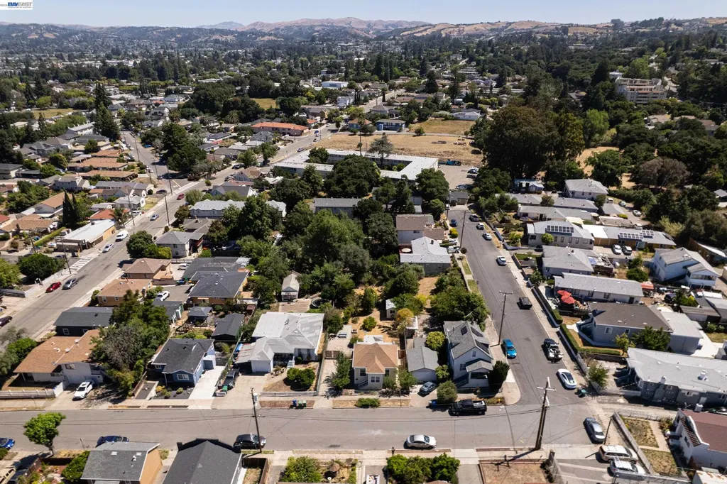 22836 High Street Hayward CA 94541