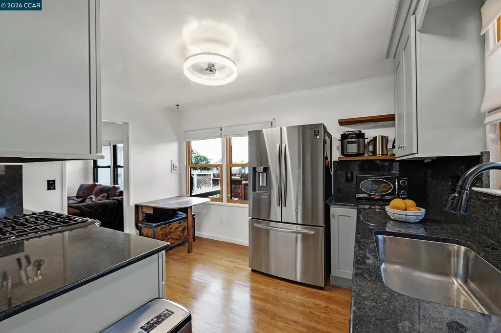 2370 Pine Avenue Richmond CA 94806