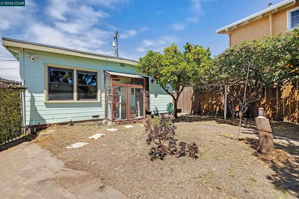 2370 Pine Avenue Richmond CA 94806