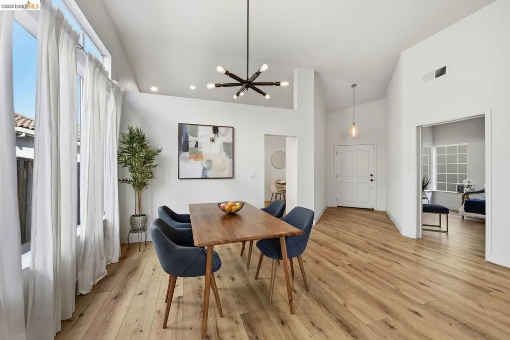15 Lavagetto Court Alameda CA 94502