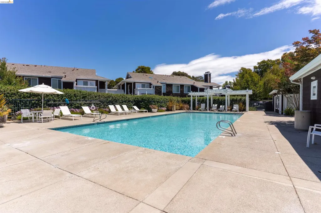 211 Bayside Court Richmond CA 94804