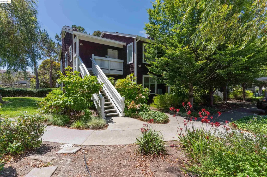 211 Bayside Court Richmond CA 94804