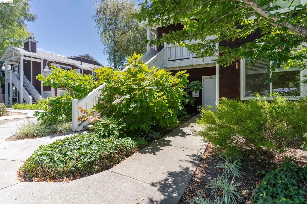 211 Bayside Court Richmond CA 94804