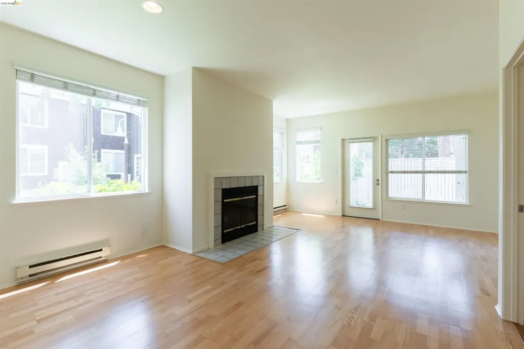 211 Bayside Court Richmond CA 94804