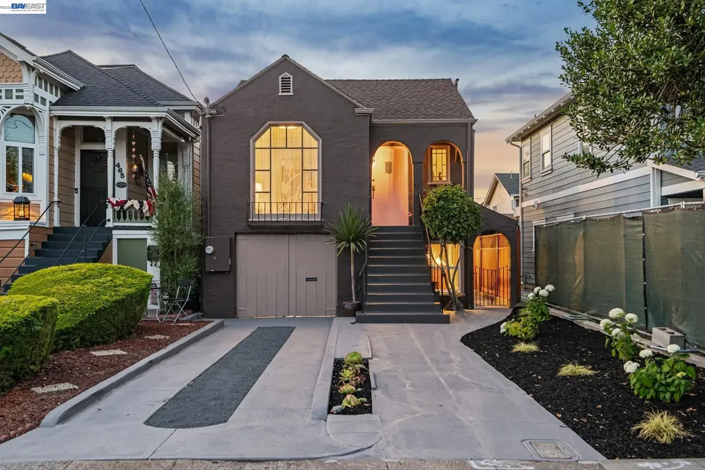 467 Santa Clara Avenue Alameda CA 94501
