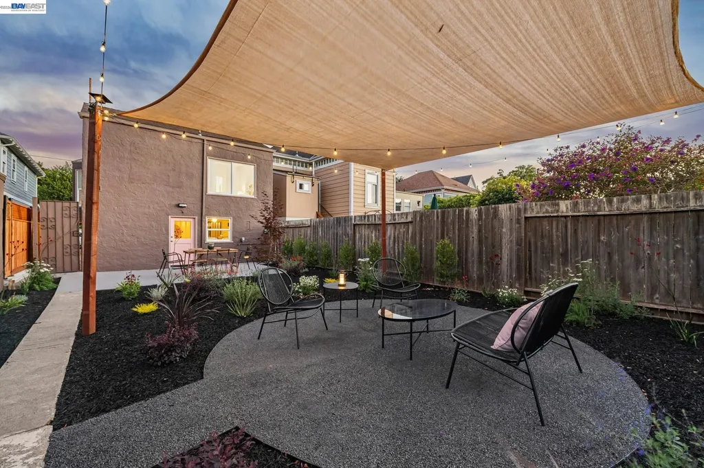 467 Santa Clara Avenue Alameda CA 94501