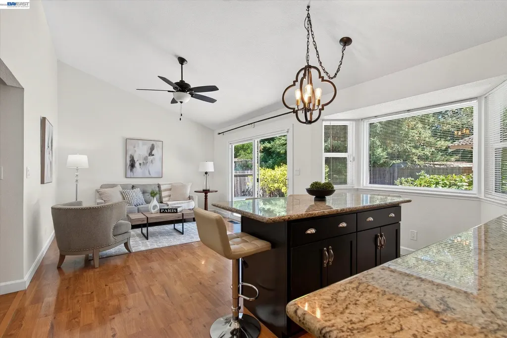 22 Jib Court Pleasant Hill CA 94523
