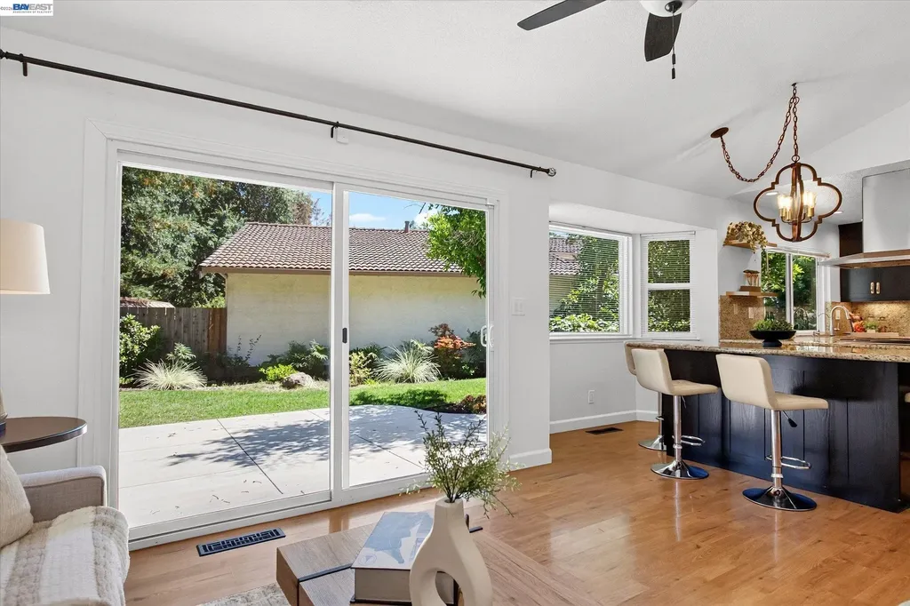 22 Jib Court Pleasant Hill CA 94523