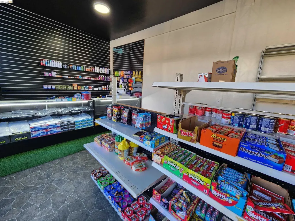5503 Foothill Boulevard Oakland CA 94605