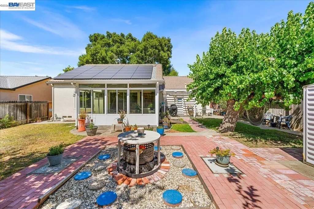 675 Alameda Drive Livermore CA 94551