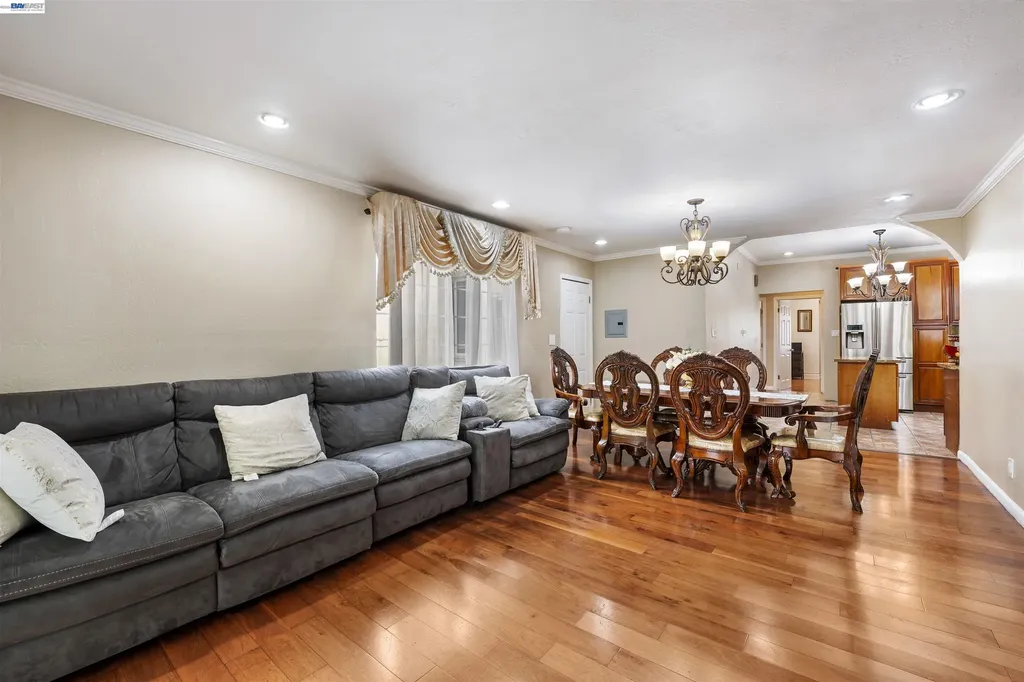 25 Regent Street San Francisco CA 94112
