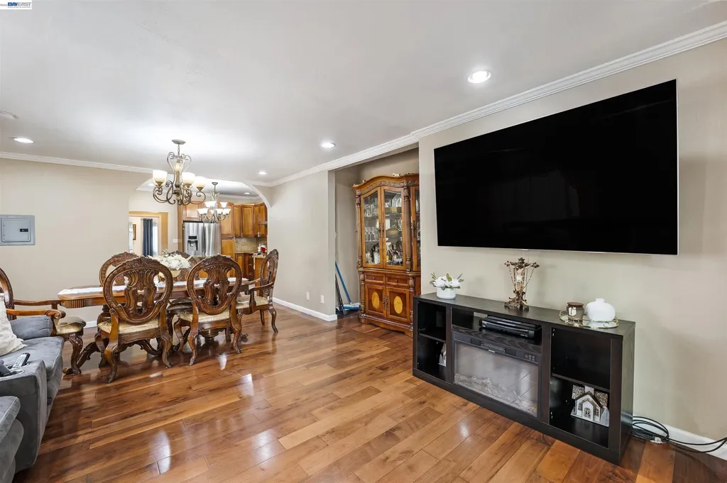 25 Regent Street San Francisco CA 94112