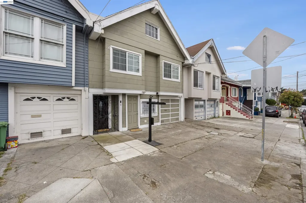 25 Regent Street San Francisco CA 94112