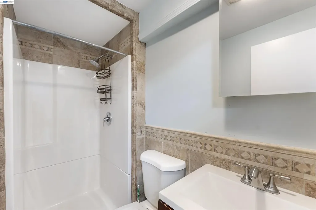 25 Regent Street San Francisco CA 94112