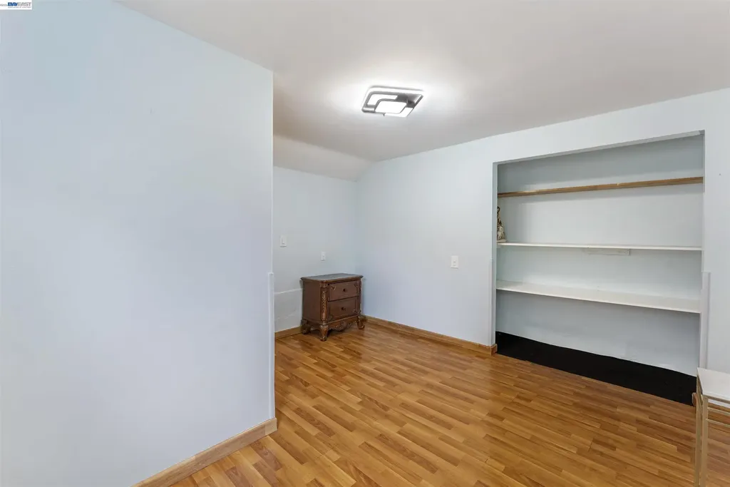 25 Regent Street San Francisco CA 94112