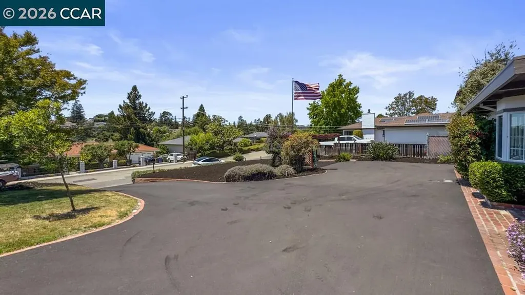 17786 Parker Road Castro Valley CA 94546