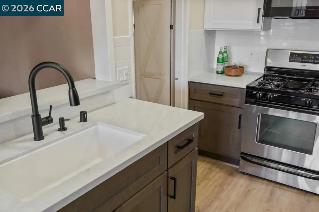 17786 Parker Road Castro Valley CA 94546