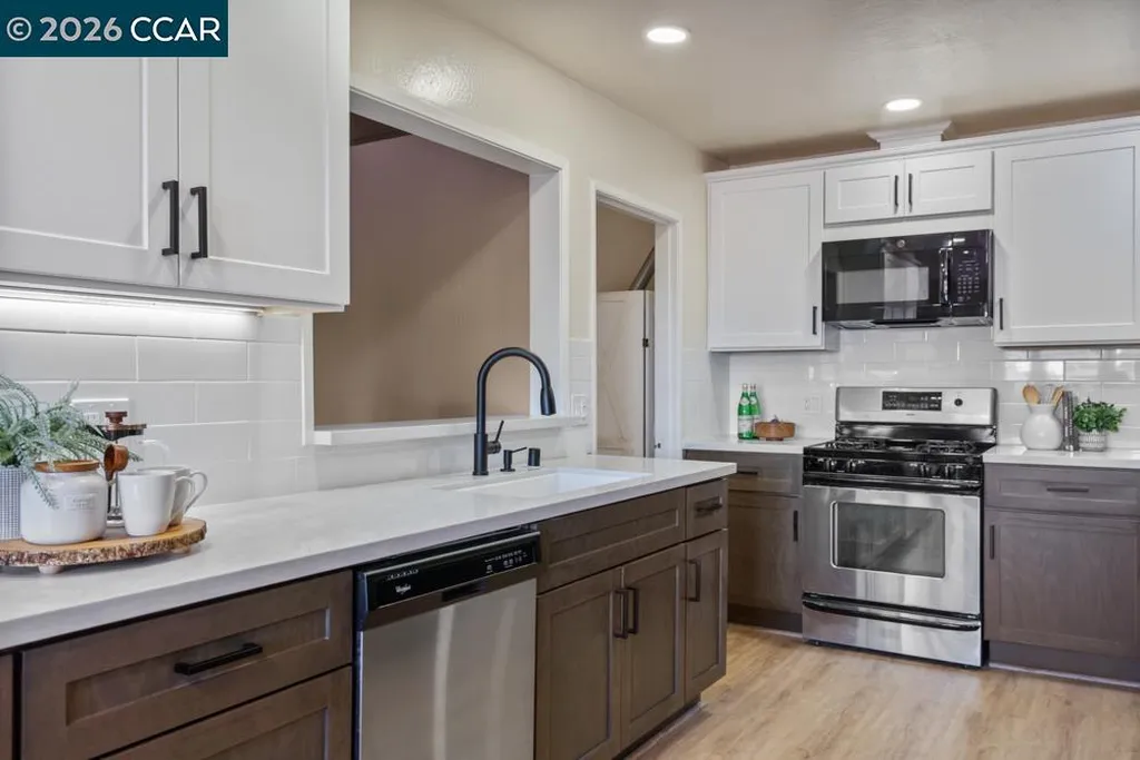 17786 Parker Road Castro Valley CA 94546