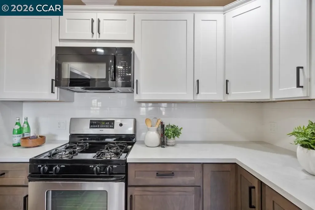 17786 Parker Road Castro Valley CA 94546