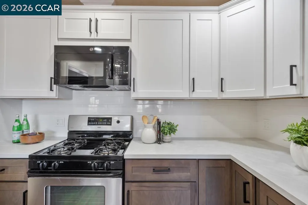 17786 Parker Road Castro Valley CA 94546