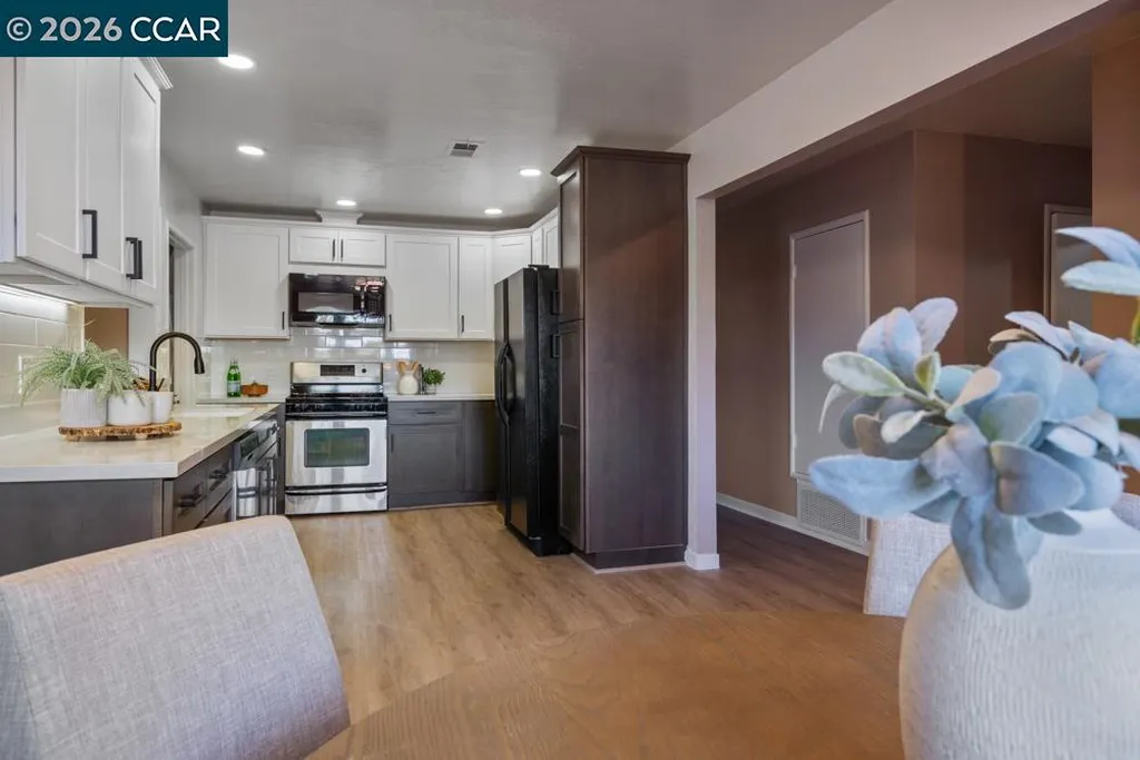 17786 Parker Road Castro Valley CA 94546