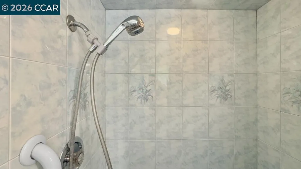 17786 Parker Road Castro Valley CA 94546