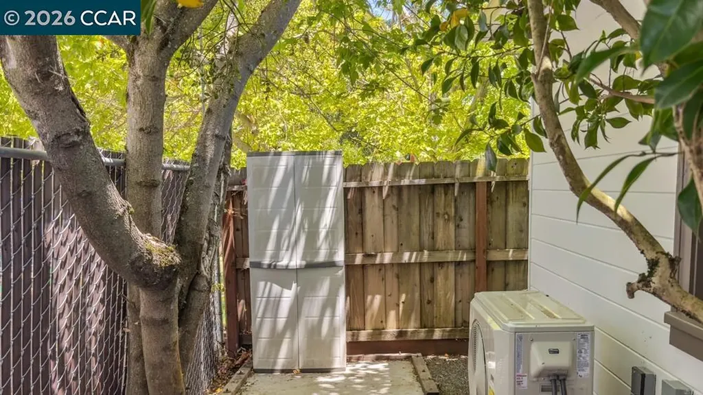 17786 Parker Road Castro Valley CA 94546