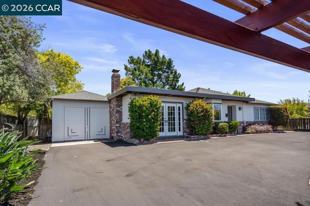 17786 Parker Road Castro Valley CA 94546