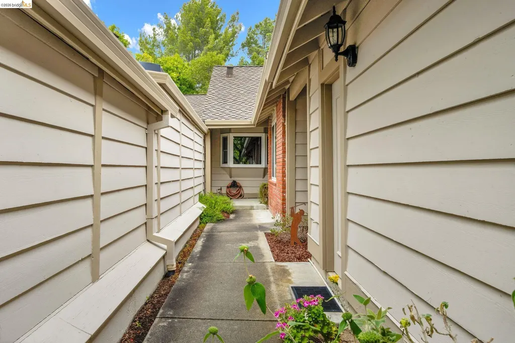524 Silver Lake Drive Danville CA 94526