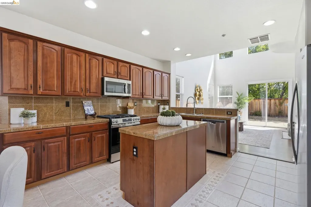 308 Foothill Drive Brentwood CA 94513