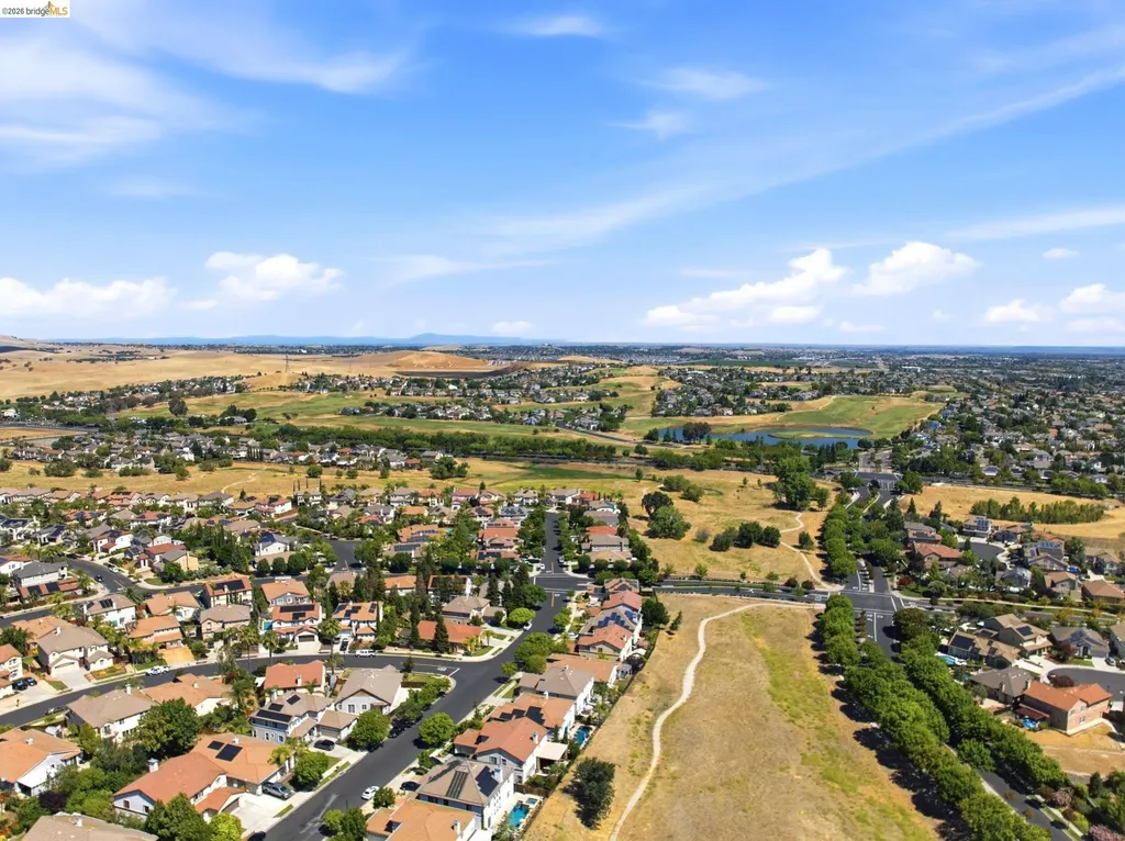 308 Foothill Drive Brentwood CA 94513