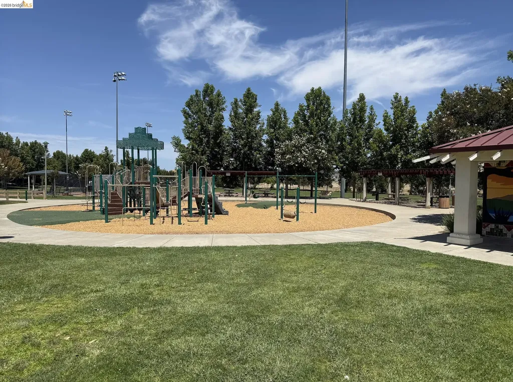 308 Foothill Drive Brentwood CA 94513