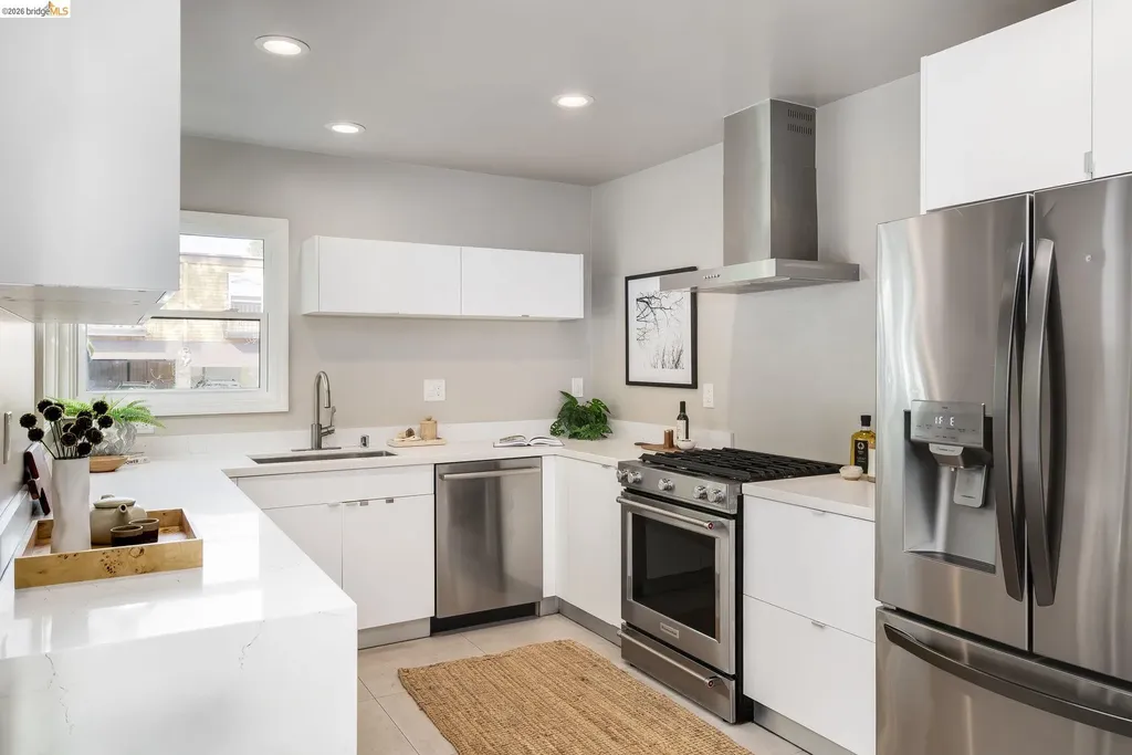 557 Lexington Avenue El Cerrito CA 94530