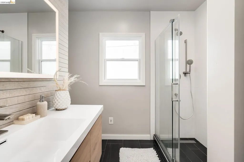 557 Lexington Avenue El Cerrito CA 94530