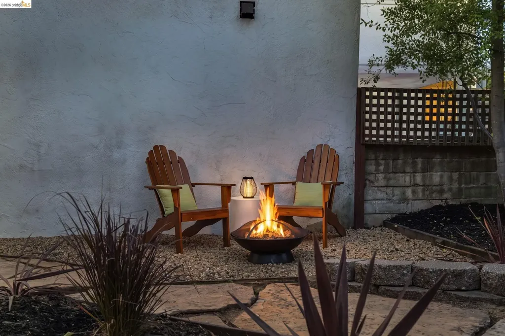 557 Lexington Avenue El Cerrito CA 94530