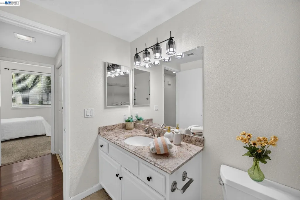 39921 Parada Street Newark CA 94560