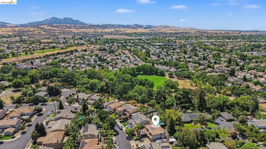 325 San Marino Lane Brentwood CA 94513