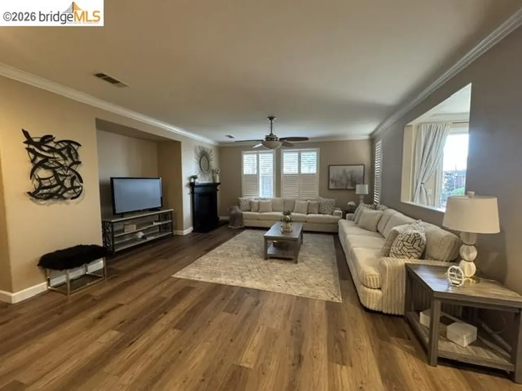 738 Solitude Drive Oakley CA 94561