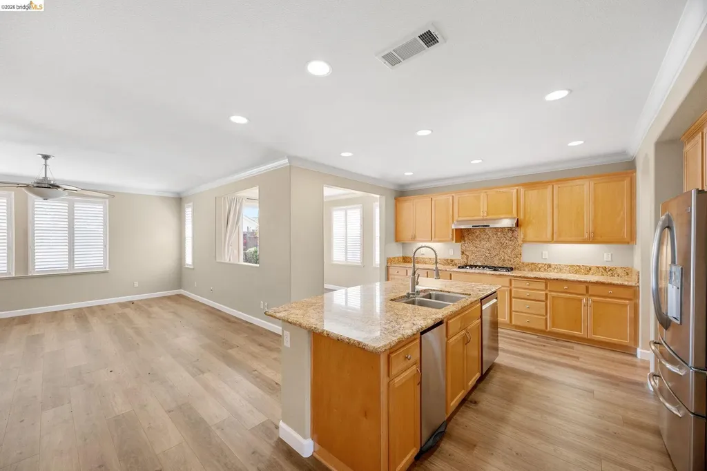 738 Solitude Drive Oakley CA 94561